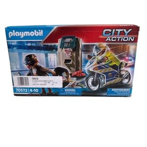 Nwt playmobil City Action Police Motorcycle Set